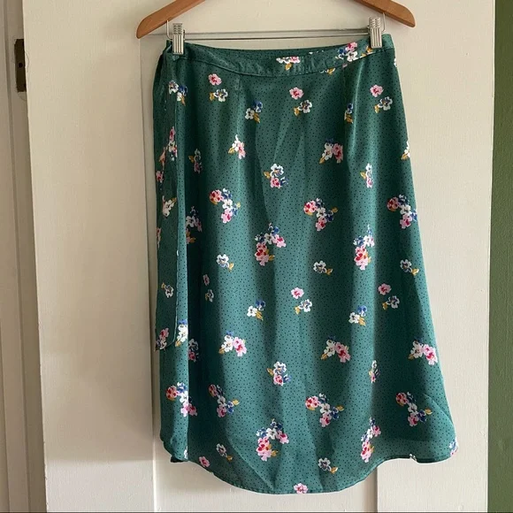 Abercrombie & Fitch Satin Wrap Skirt - Picture 2 of 4